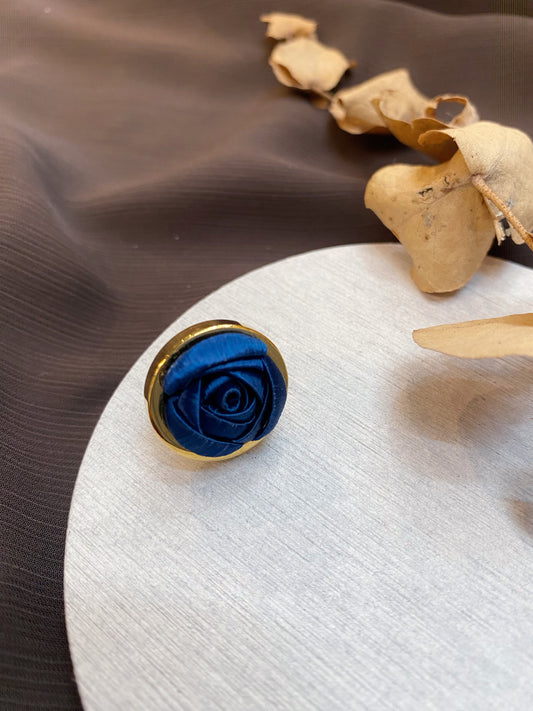 小王子 大玫瑰徽章(18K) 深藍