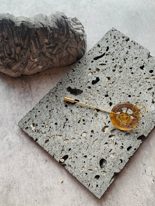 時間旅人胸針 - Watchmake Factory