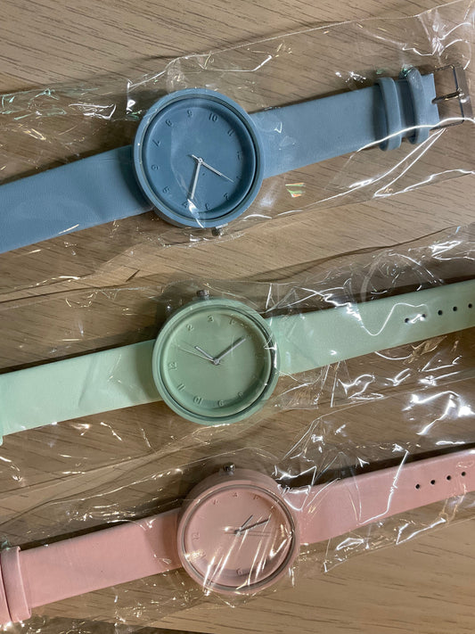馬卡龍手錶 圓框數字 粉藍 - Watchmake Factory